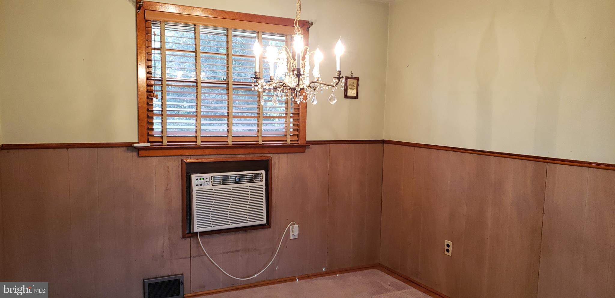 15 Saranac Road Hamilton, NJ 08619 - Photo 7 of 24 Dining room