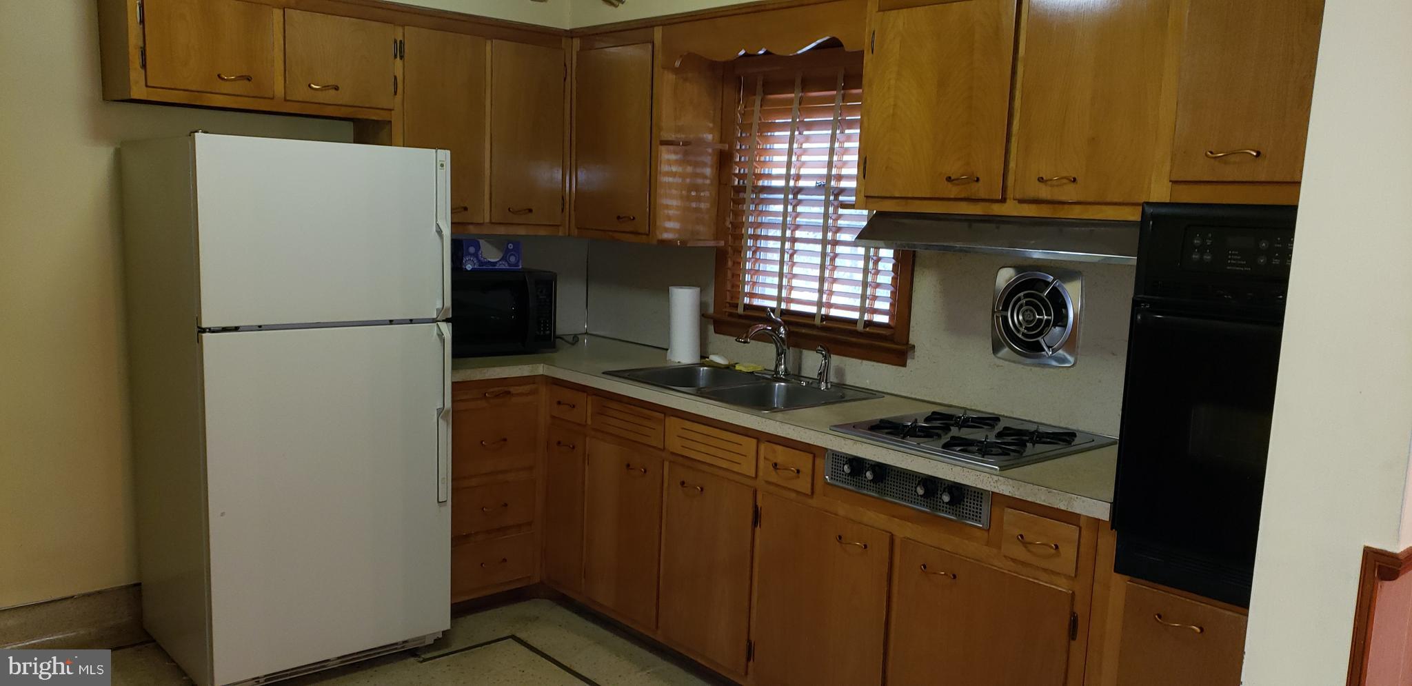 15 Saranac Road Hamilton, NJ 08619 - Photo 10 of 24 Kitchen
