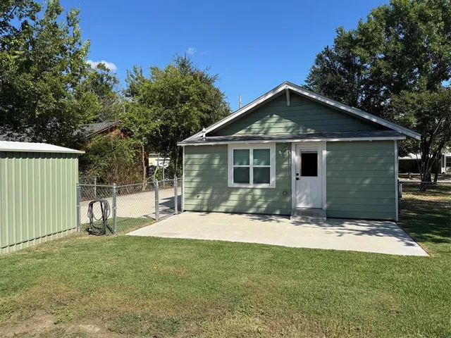 $1,650 | 917 Anna Street, Denton, TX 76201