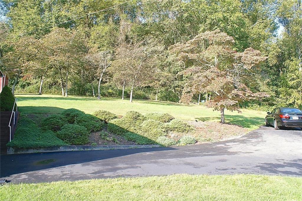 445 Old Rte 51 Smock, PA 15480 - Photo 3 of 23