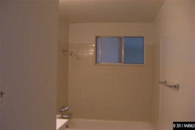 9415 Fremont Way Reno, NV 89506 - Photo 4 of 13 a bathroom with a toilet