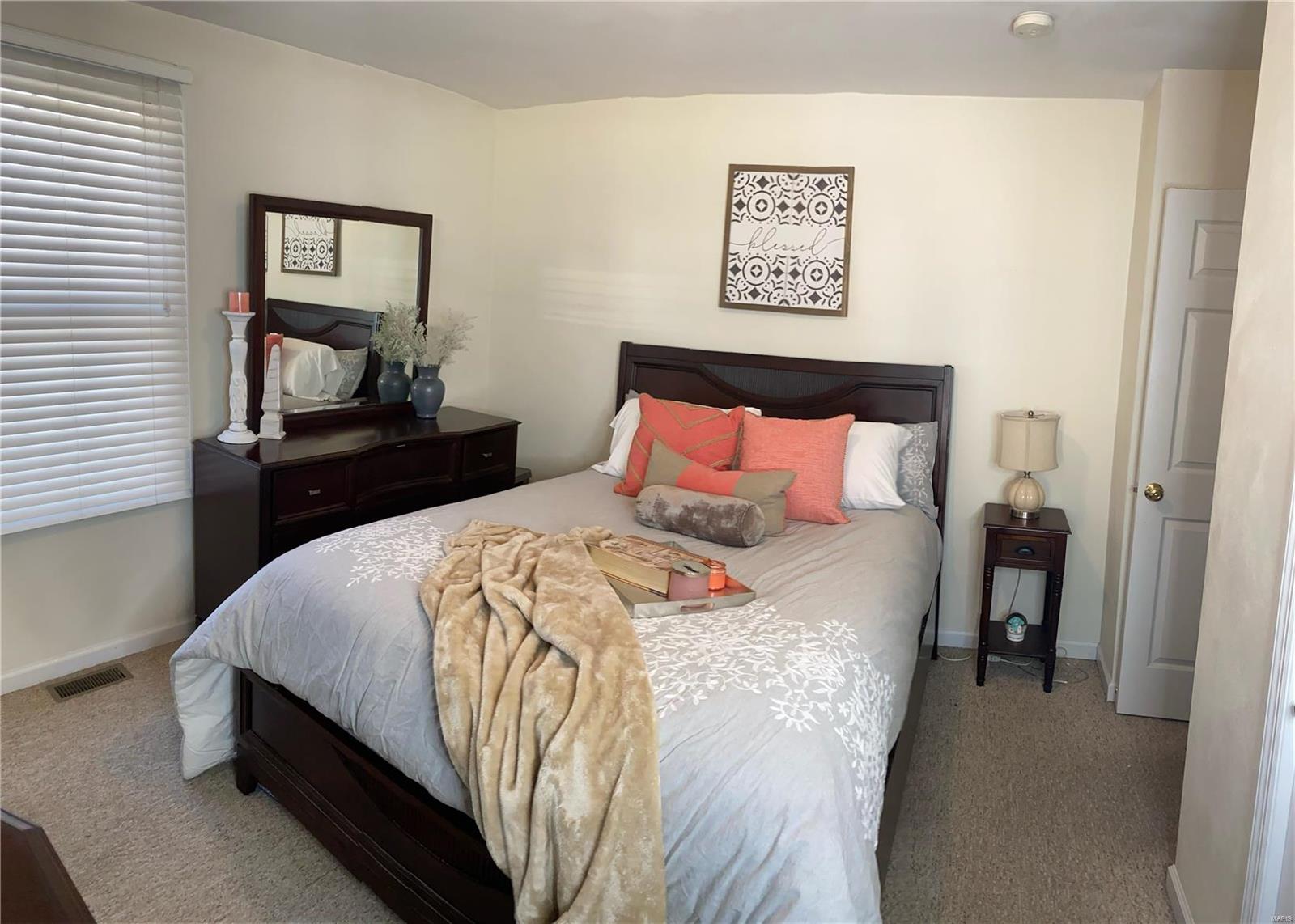 2651 Ruth Avenue St. Louis, MO 63144 - Photo 9 of 19