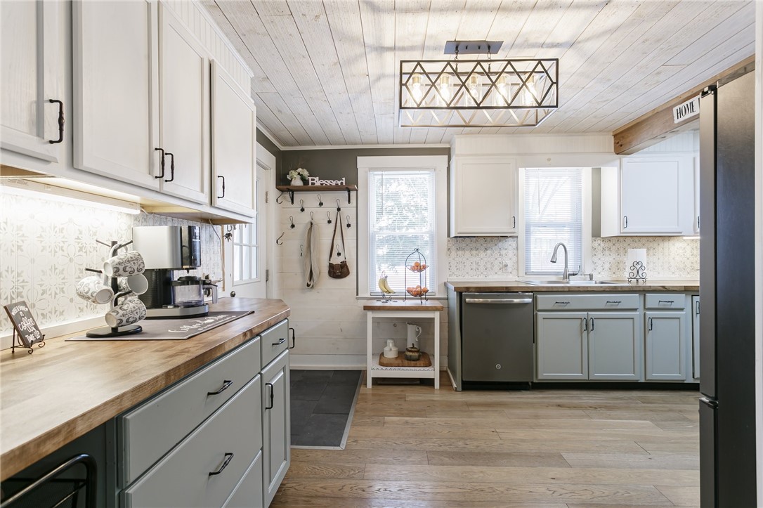 495 Coldwater Road Gates, NY 14624 - Photo 12 of 48