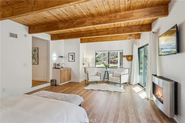 $1,150,000 | 113 Brentwood Drive, Lake Arrowhead, CA 92352