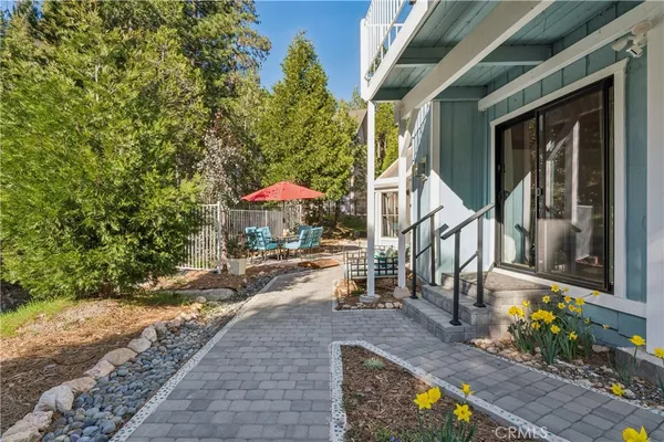 $1,150,000 | 113 Brentwood Drive, Lake Arrowhead, CA 92352