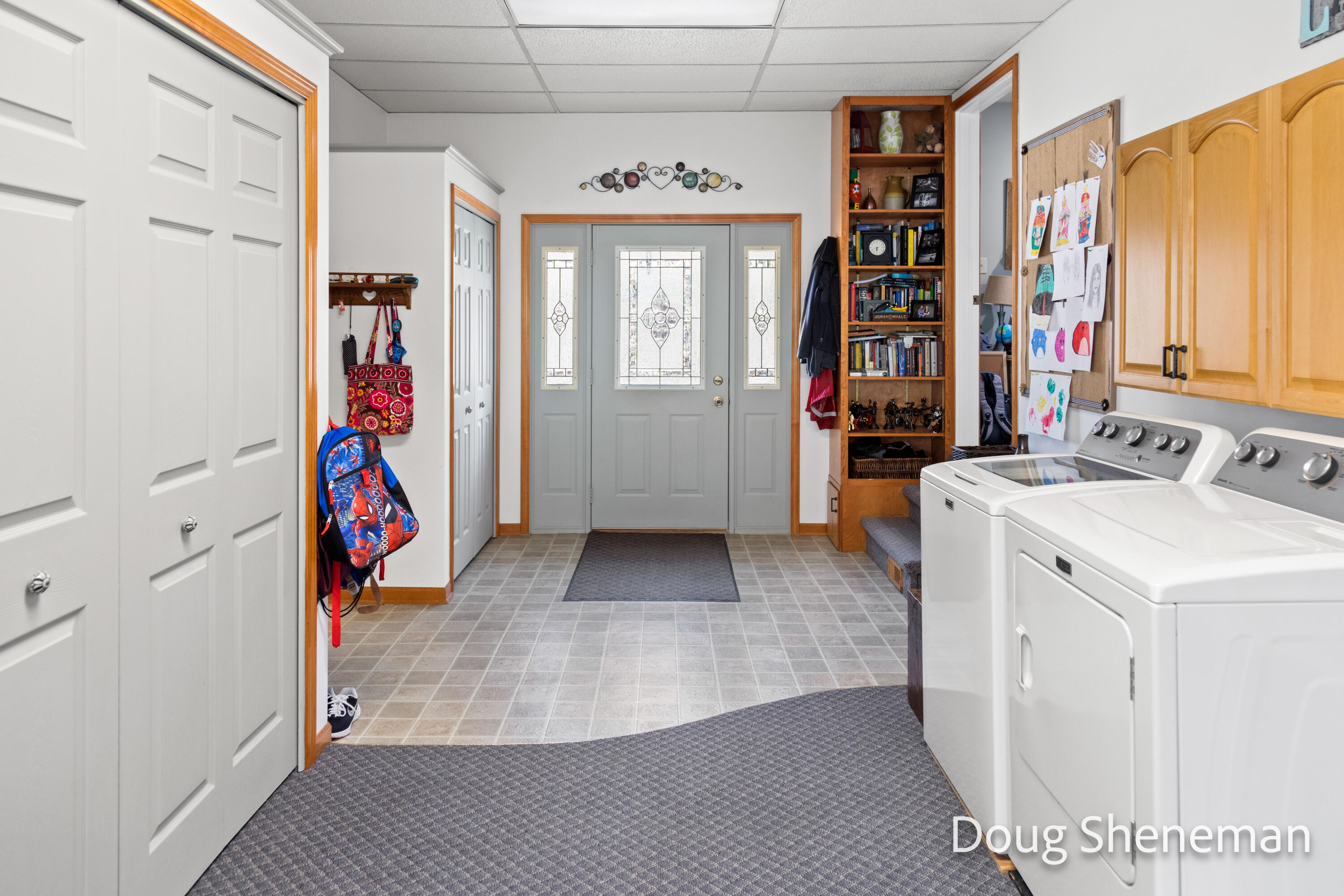 26 Pine Road Plainwell, MI 49080 - Photo 7 of 31 Entry