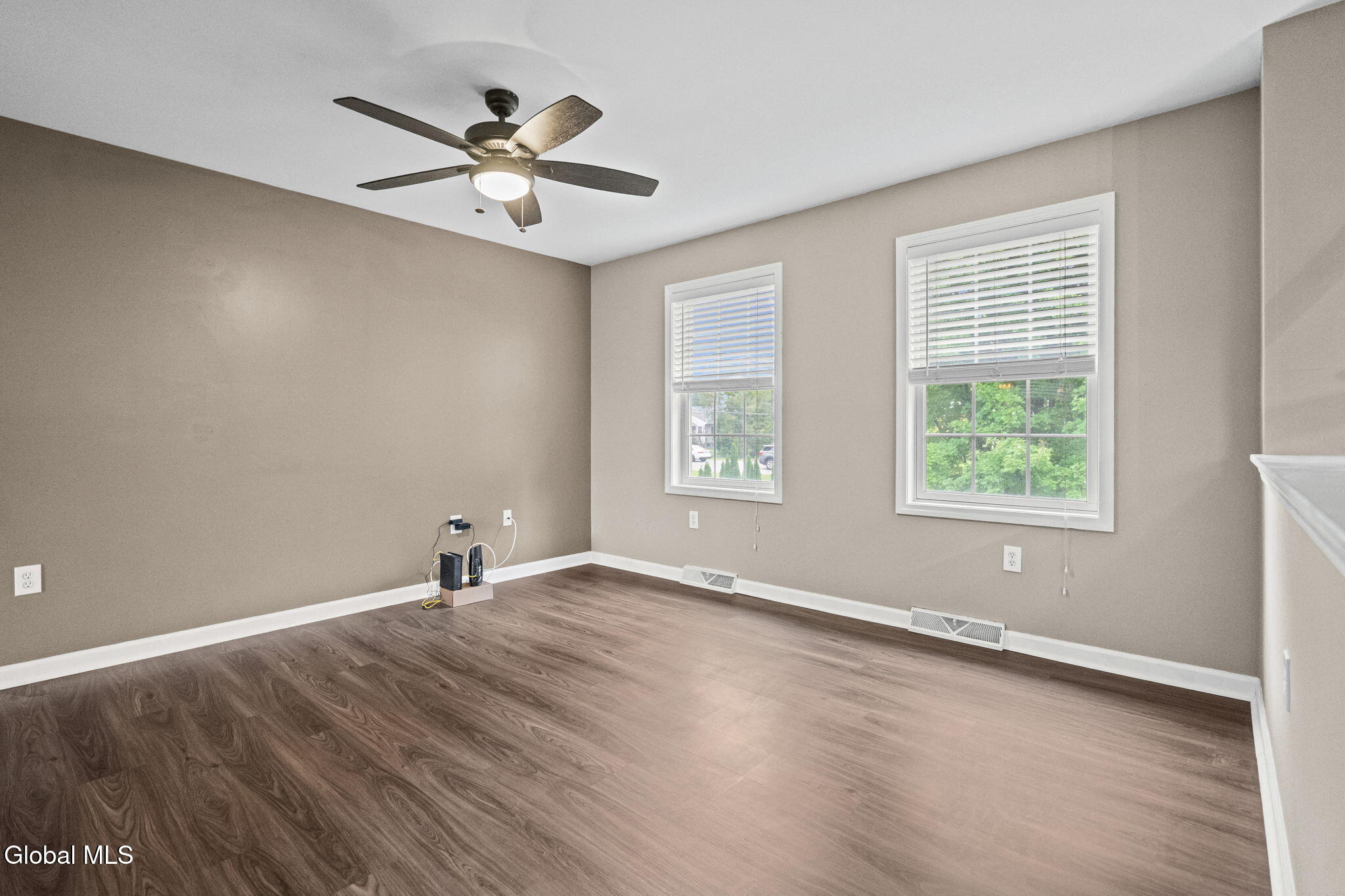 408 New Karner Road Colonie, NY 12205 - Photo 12 of 39 26-web-or-mls-408-new-karner-rd