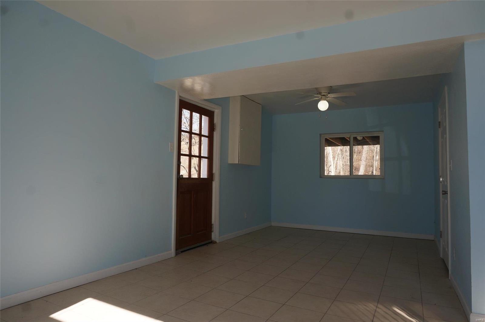 5451 Fern Beach Road St. Louis, MO 63128 - Photo 11 of 14 Gallery Image 11