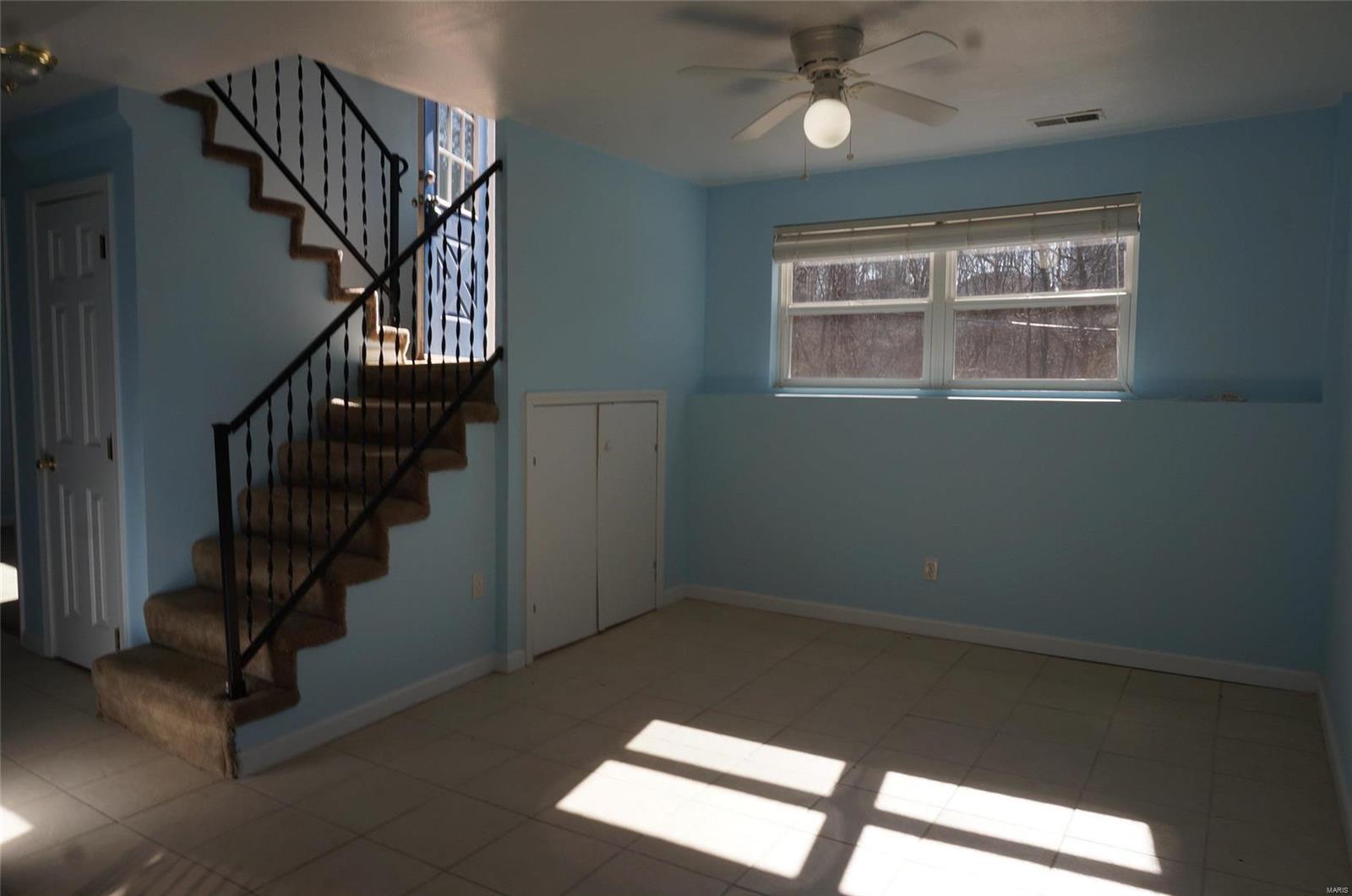 5451 Fern Beach Road St. Louis, MO 63128 - Photo 10 of 14 Gallery Image 10