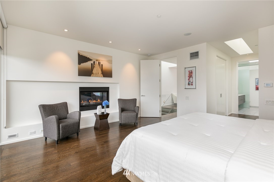 1750 Lake Washington Boulevard North, Unit C Renton, WA 98056 - Photo 15 of 24