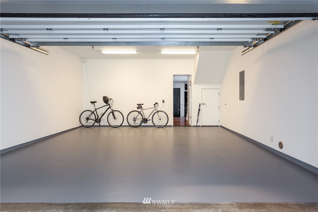 1750 Lake Washington Boulevard North, Unit C Renton, WA 98056 - Photo 22 of 24