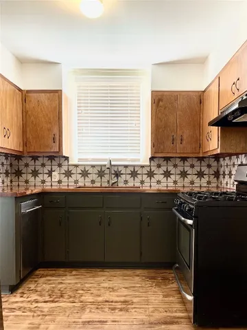 $1,295 | 514 East University Avenue, Unit 4, Georgetown, TX 78626