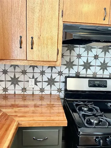 $1,295 | 514 East University Avenue, Unit 4, Georgetown, TX 78626