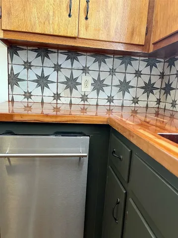 $1,295 | 514 East University Avenue, Unit 4, Georgetown, TX 78626