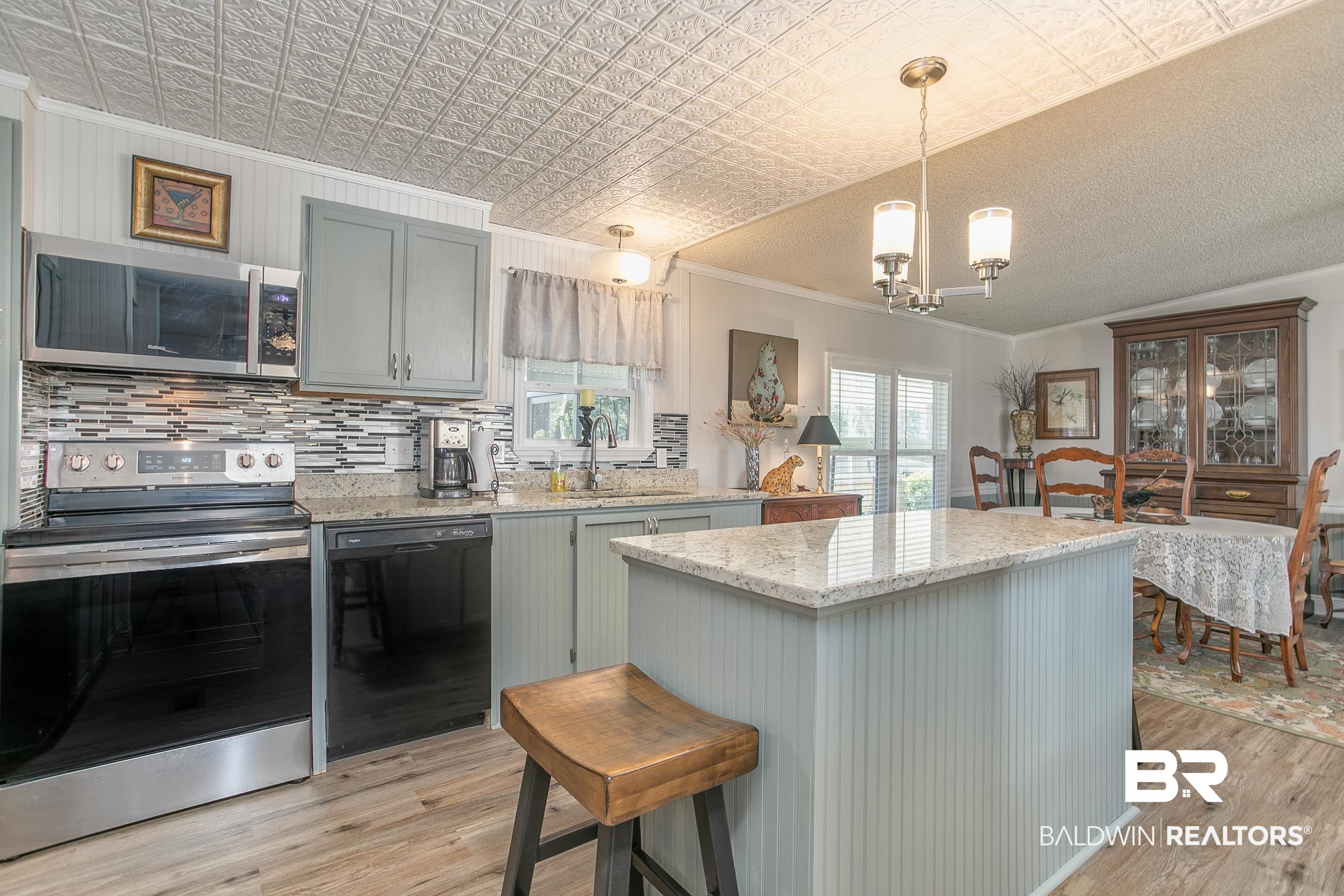 1652 Del Rey Drive Lillian, AL 36549 - Photo 10 of 50 Kitchen