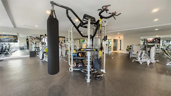 $910,000 | 8885 Northwest 100th Place, Doral, FL 33178
