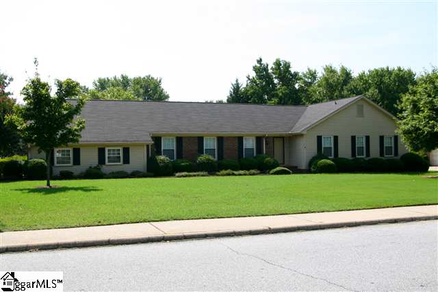 205 Sugar Creek Road Greer, SC 29650 - Photo 1 of 25 Gallery Image 1