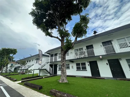 $1,895 | 3660 Northeast 11th Avenue, Unit 5, Oakland Park, FL 33334
