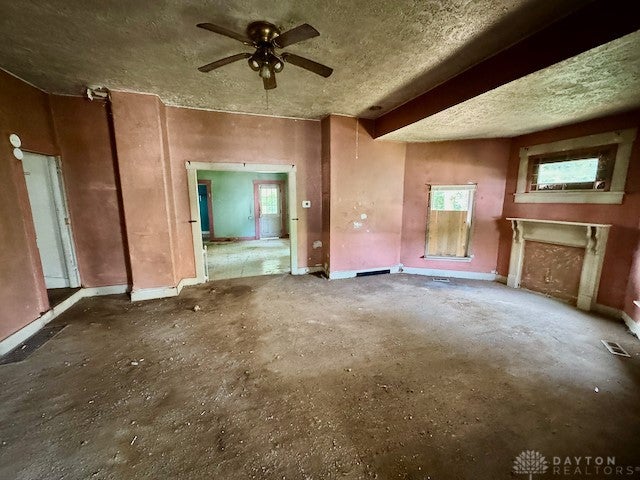 1561 Mound Street Springfield, OH 45505 - Photo 5 of 11 Gallery Image 5