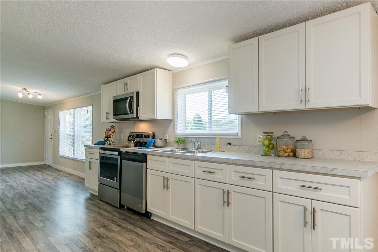 132 Rocks Edge Lane Smithfield, NC 27577 - Photo 12 of 24 Gallery Image 12