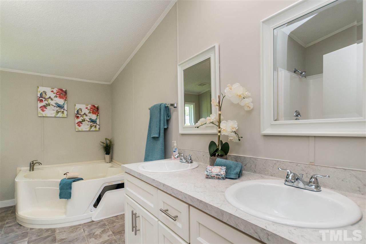 132 Rocks Edge Lane Smithfield, NC 27577 - Photo 16 of 24 Gallery Image 16
