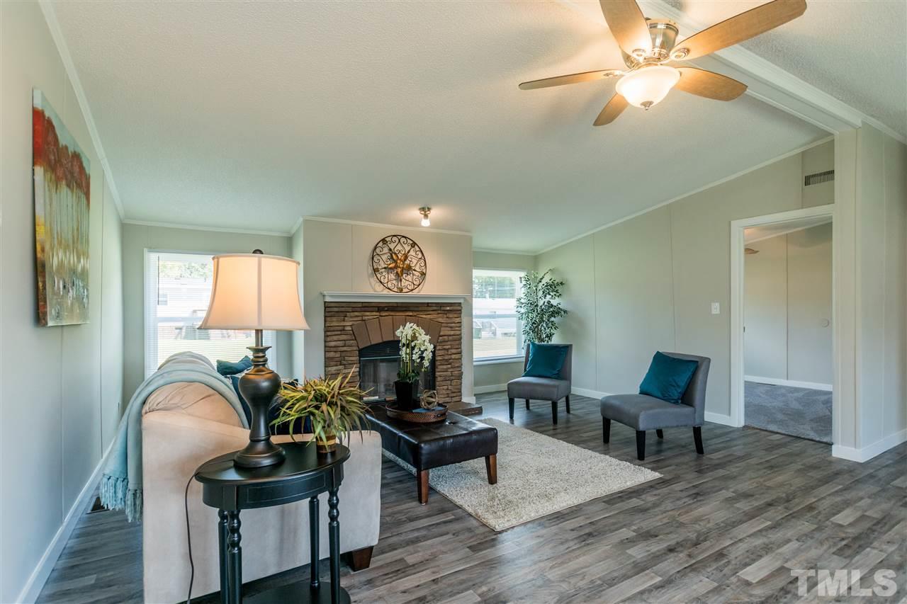 132 Rocks Edge Lane Smithfield, NC 27577 - Photo 8 of 24 Gallery Image 8