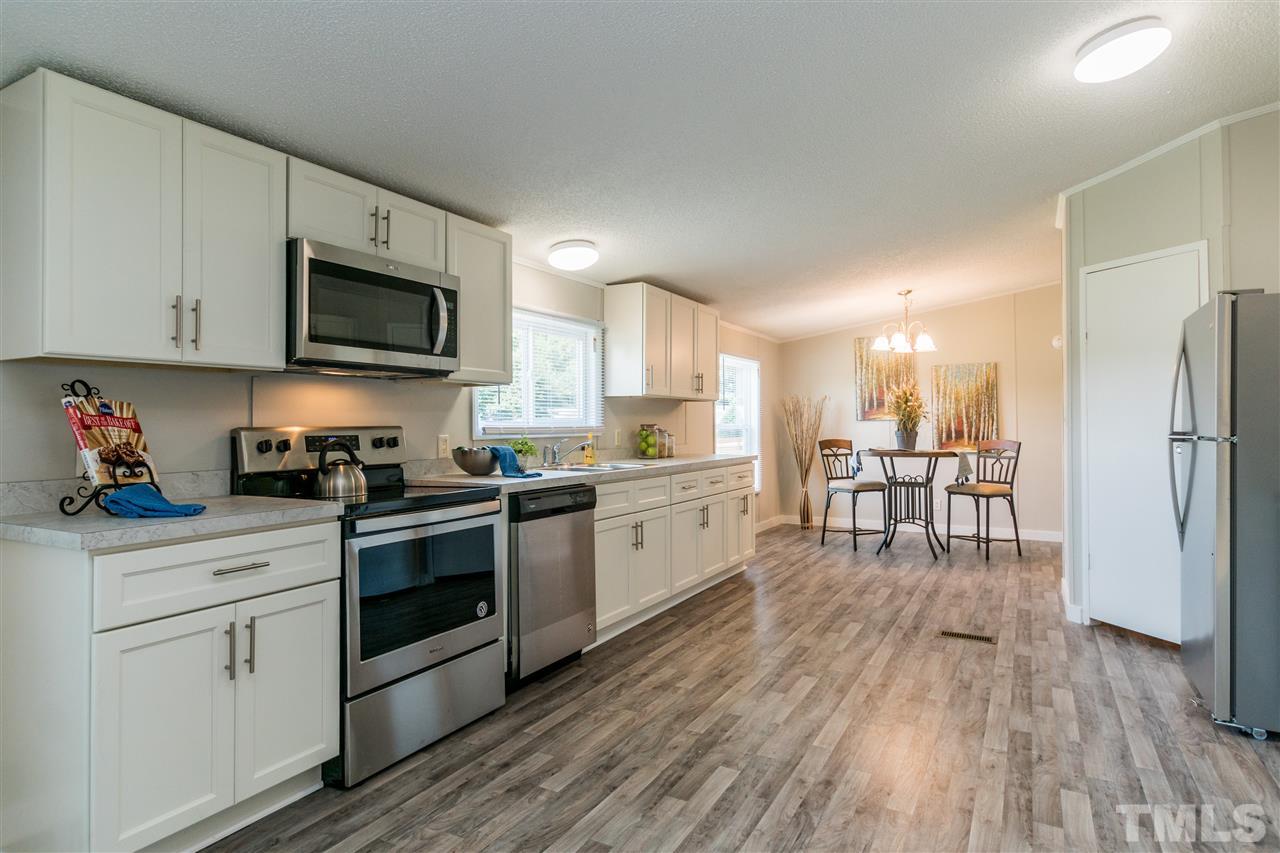 132 Rocks Edge Lane Smithfield, NC 27577 - Photo 10 of 24 Gallery Image 10