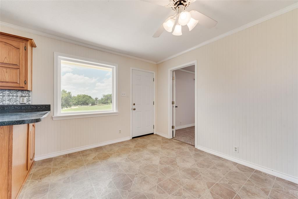 1447 Campbell Road Midlothian, TX 76065 - Photo 11 of 40