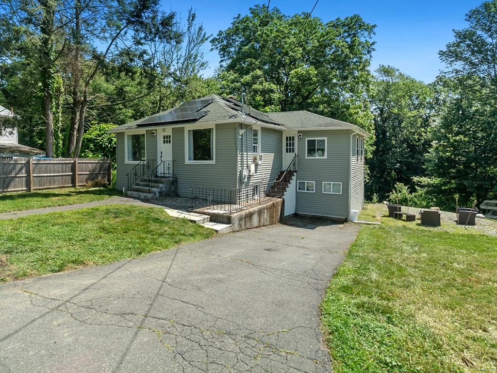 20 Clara Street West Springfield, MA 01089 - Photo 1 of 29 Gallery Image 1