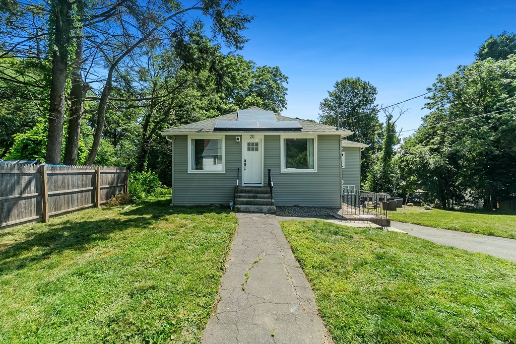 20 Clara Street West Springfield, MA 01089 - Photo 11 of 29 Gallery Image 11