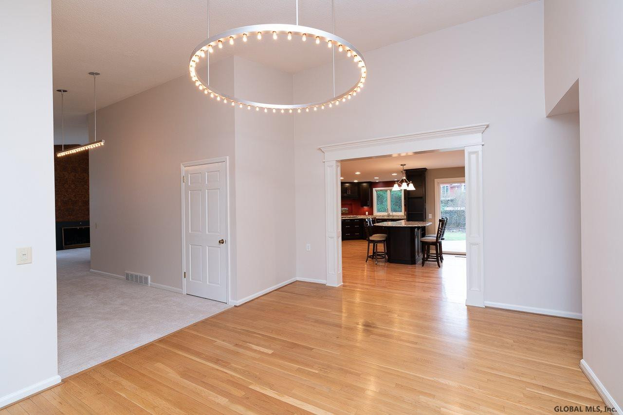 25 Partridge Road Bethlehem, NY 12054 - Photo 3 of 47 Photo 3