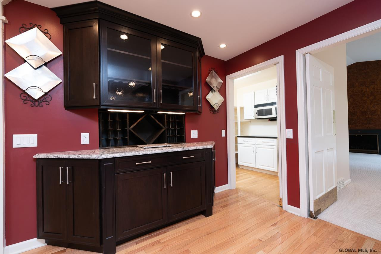 25 Partridge Road Bethlehem, NY 12054 - Photo 7 of 47 Photo 7