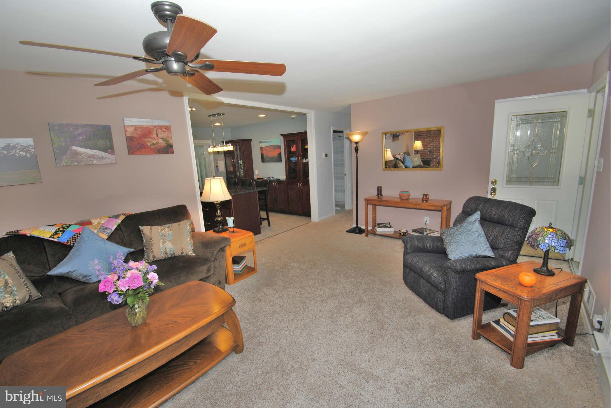 39 Cedar Road Severna Park, MD 21146 - Photo 6 of 30 Living room
