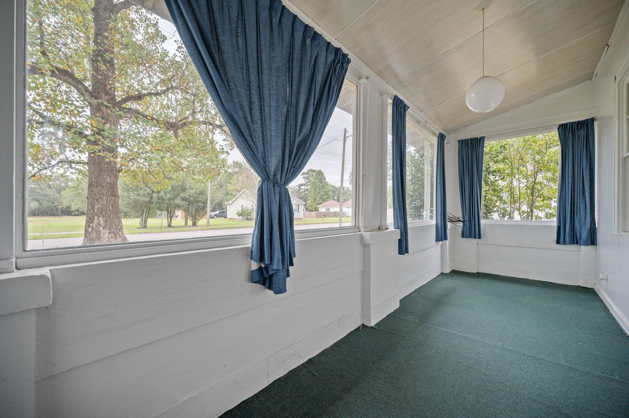 308 South Presley Street Atmore, AL 36502 - Photo 25 of 27 Sun Room
