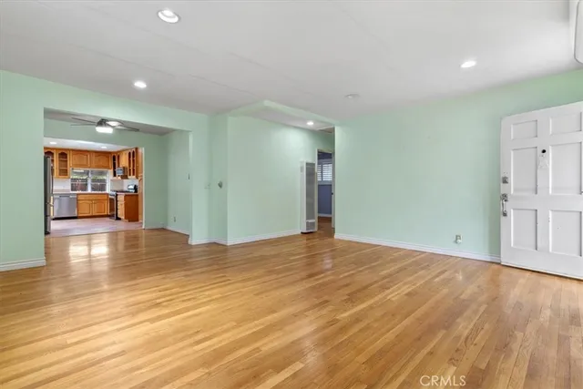 $1,049,000 | 5847 Texhoma Avenue, Encino, CA 91316