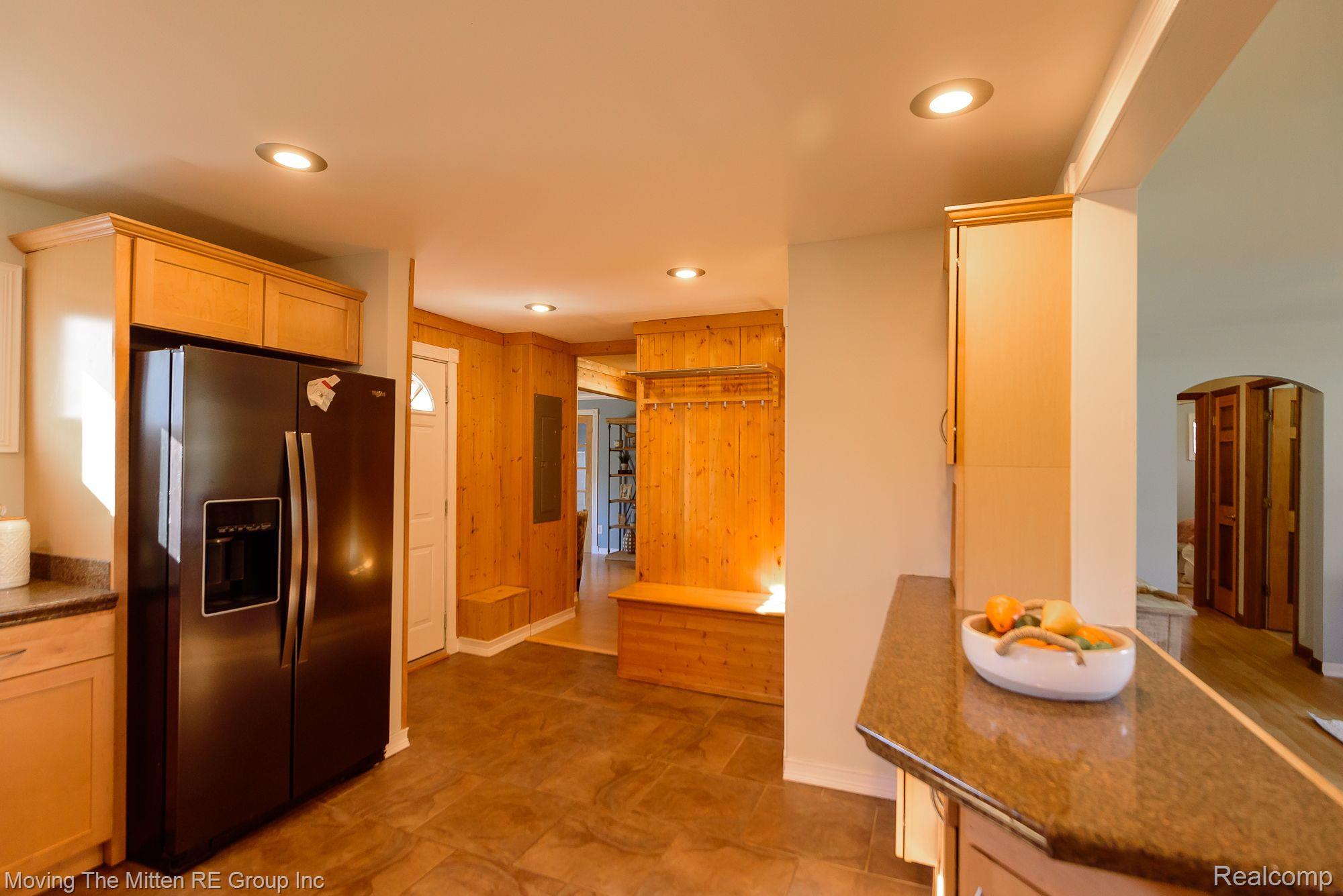 48631 Willis Road Belleville, MI 48111 - Photo 13 of 46 Gallery Image 13