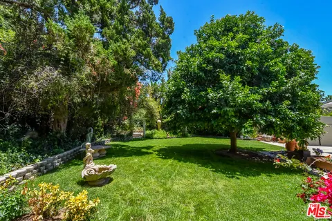 $1,328,000 | 10828 Amigo Avenue, Porter Ranch, CA 91326