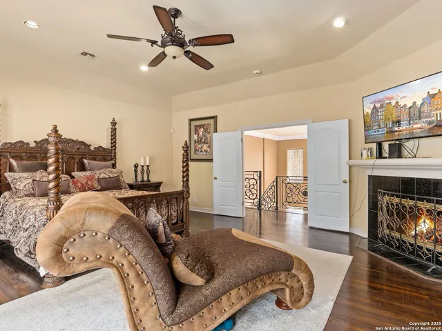 $999,999 | 12439 Winding Branch, San Antonio, TX 78230