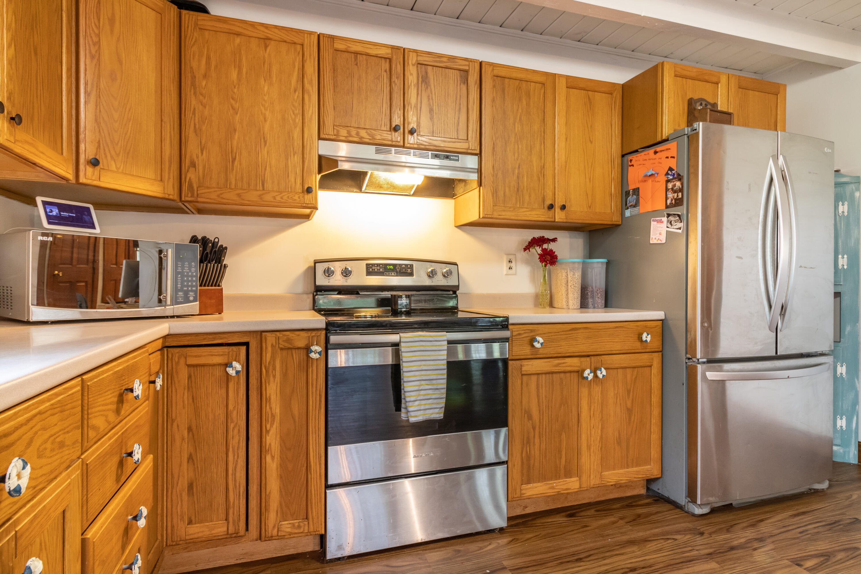 39 West Swanville Road Belfast, ME 04915 - Photo 14 of 36 39 W Swanville Road Interiors-2