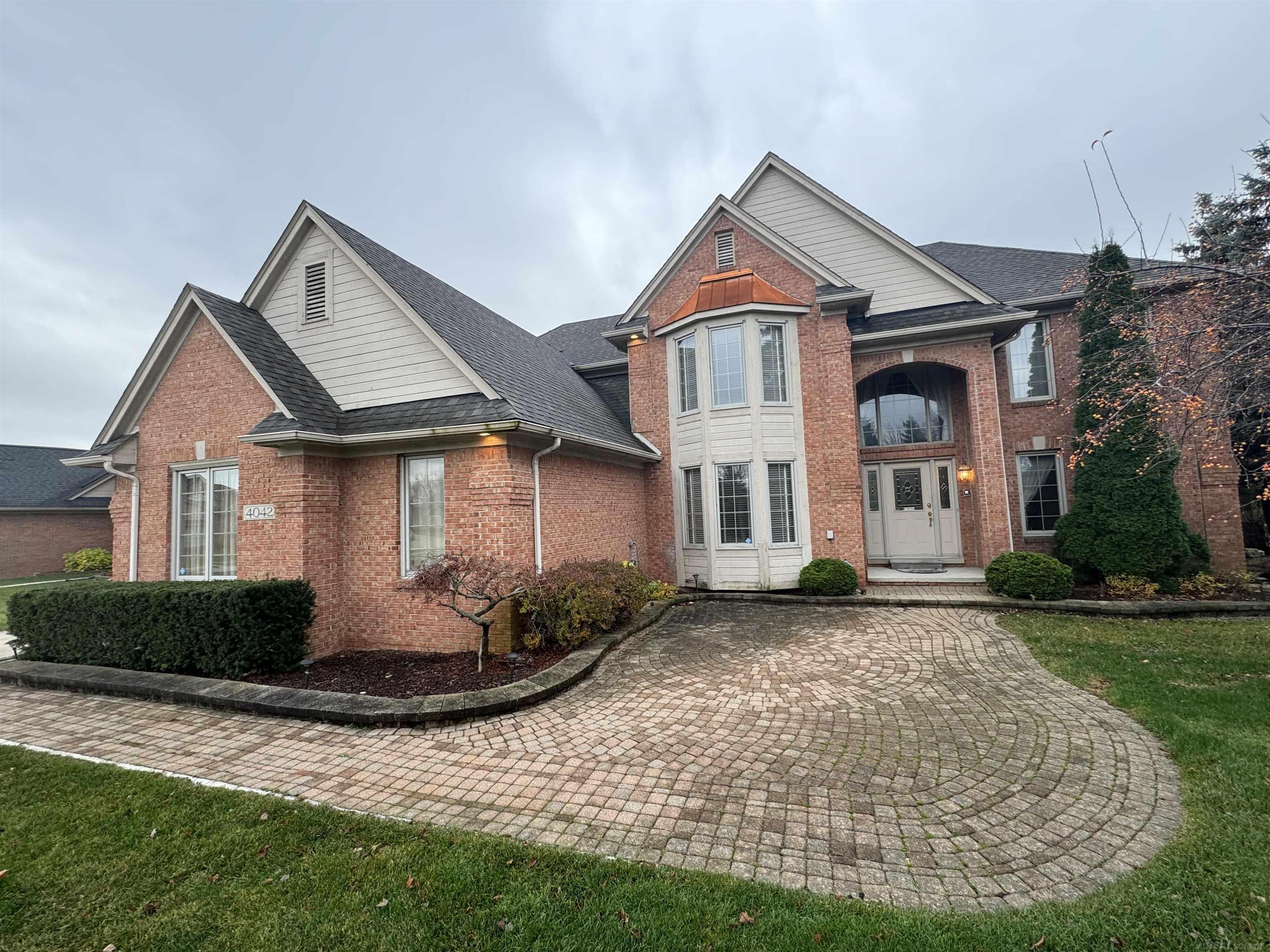4042 Springbrook Drive Sterling Heights, MI 48314 - Photo 3 of 31 50161591-b0a45c1b-c99a-411d-b656-fa99a4cba16d.JPG