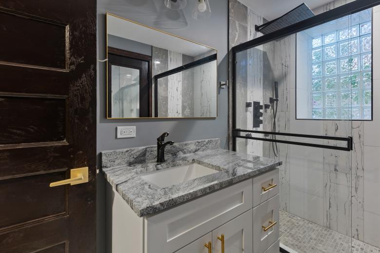 442 East 48th Street, Unit B1 Chicago, IL 60615 - Photo 19 of 21