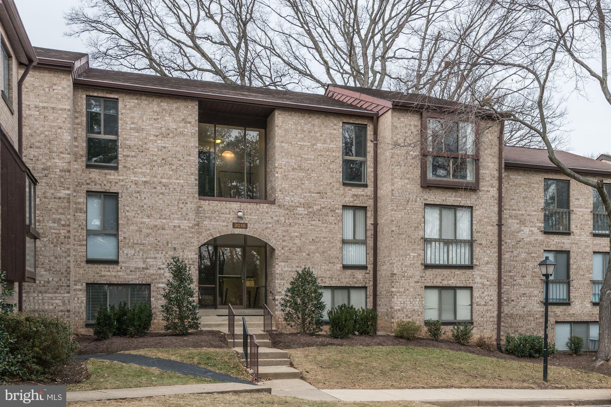 2018 Colts Neck Road, Unit 22 Reston, VA 20191 - Photo 2 of 26 Entrance to building.