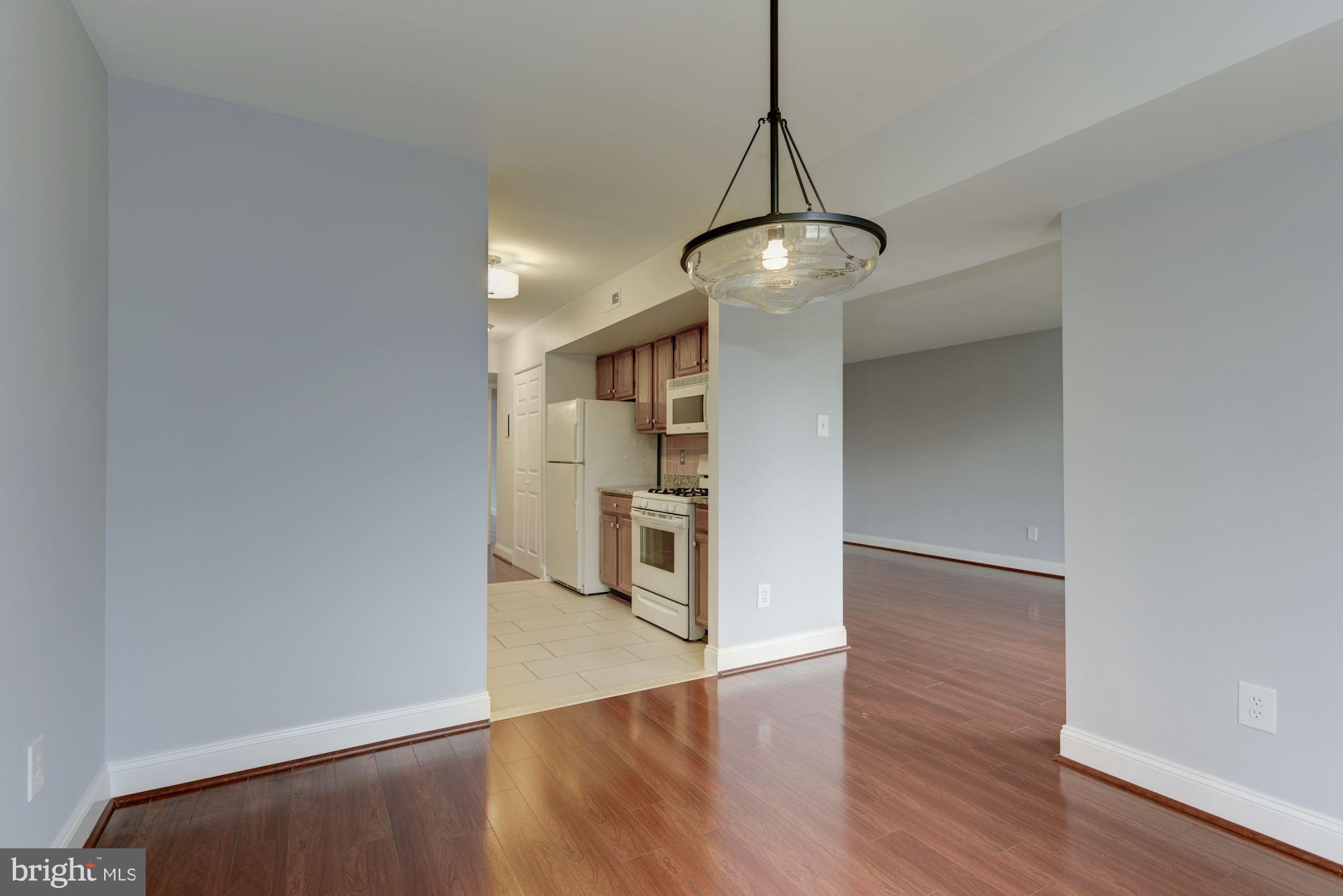 2018 Colts Neck Road, Unit 22 Reston, VA 20191 - Photo 8 of 26 Dining Room with plenty of room for large table.