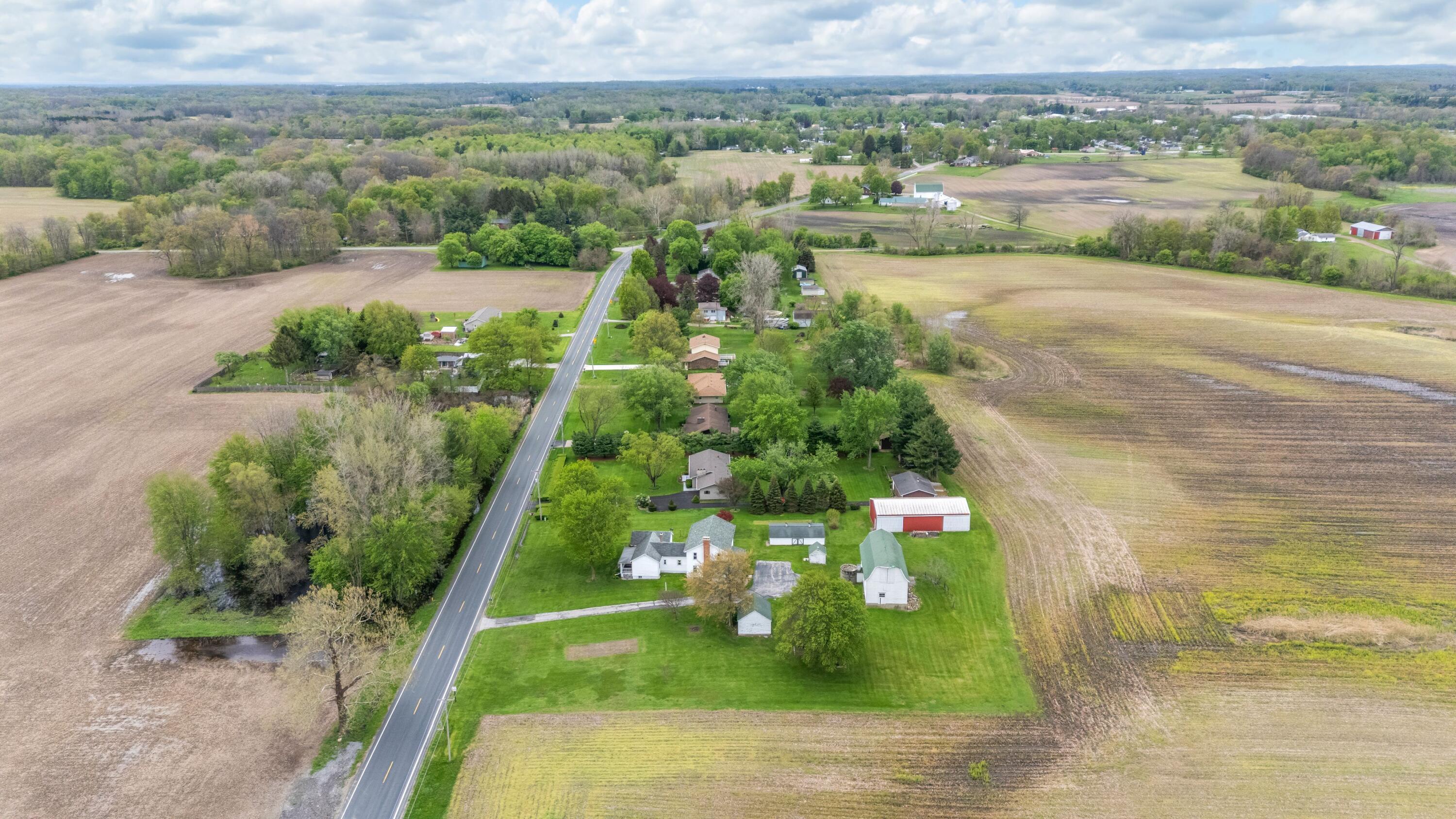 16686 Cleveland Avenue Galien, MI 49113 - Photo 89 of 89 89DJI_20260428225724_0013_D