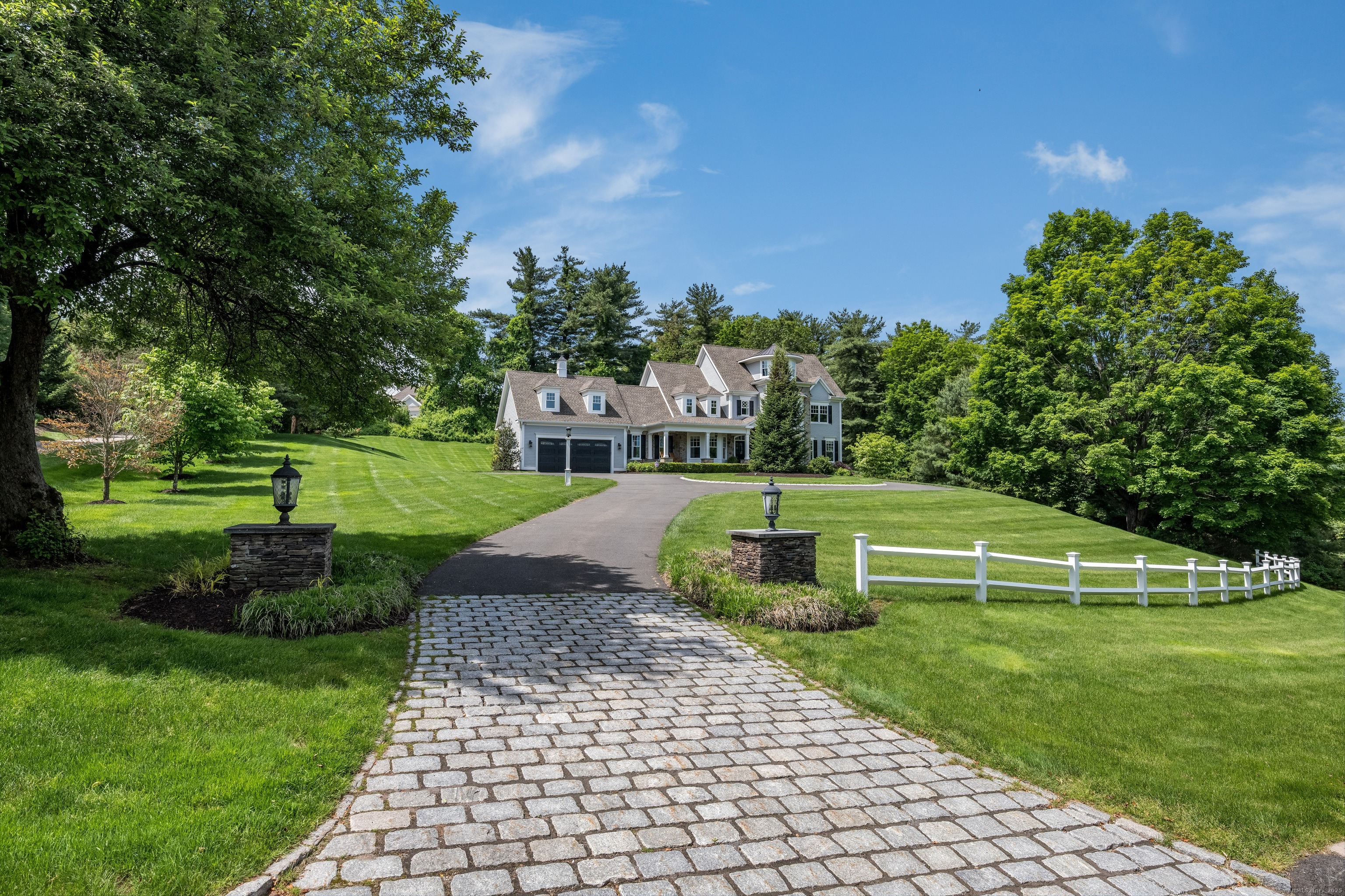 1 Ridgebury Road Simsbury, CT 06001 - Photo 1 of 1 Gallery Image 1