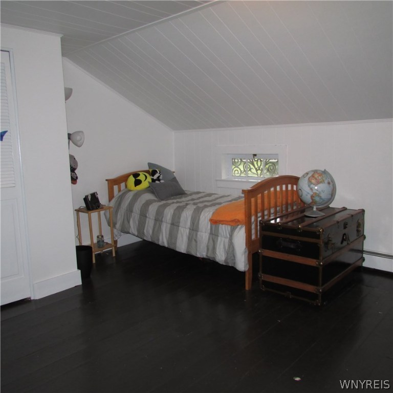 3282 Coomer Road Newfane, NY 14108 - Photo 17 of 25 Third bedroom