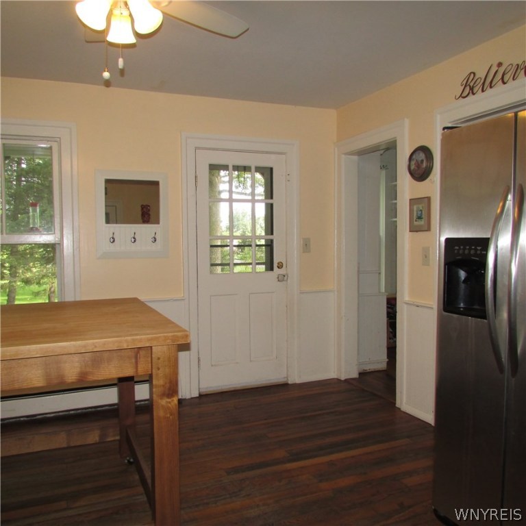 3282 Coomer Road Newfane, NY 14108 - Photo 6 of 25 Kitchen with side entrance and pantry area.