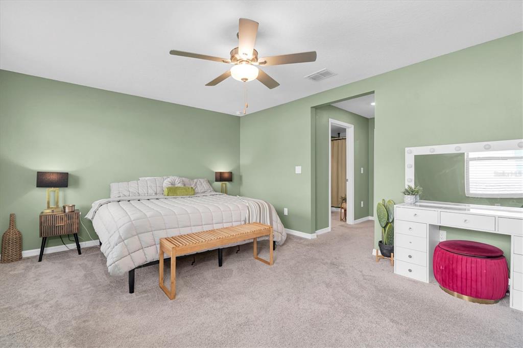 8211 Crescent Oaks Drive New Port Richey, FL 34655 - Photo 14 of 28