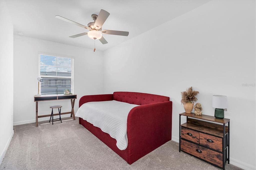 8211 Crescent Oaks Drive New Port Richey, FL 34655 - Photo 21 of 28