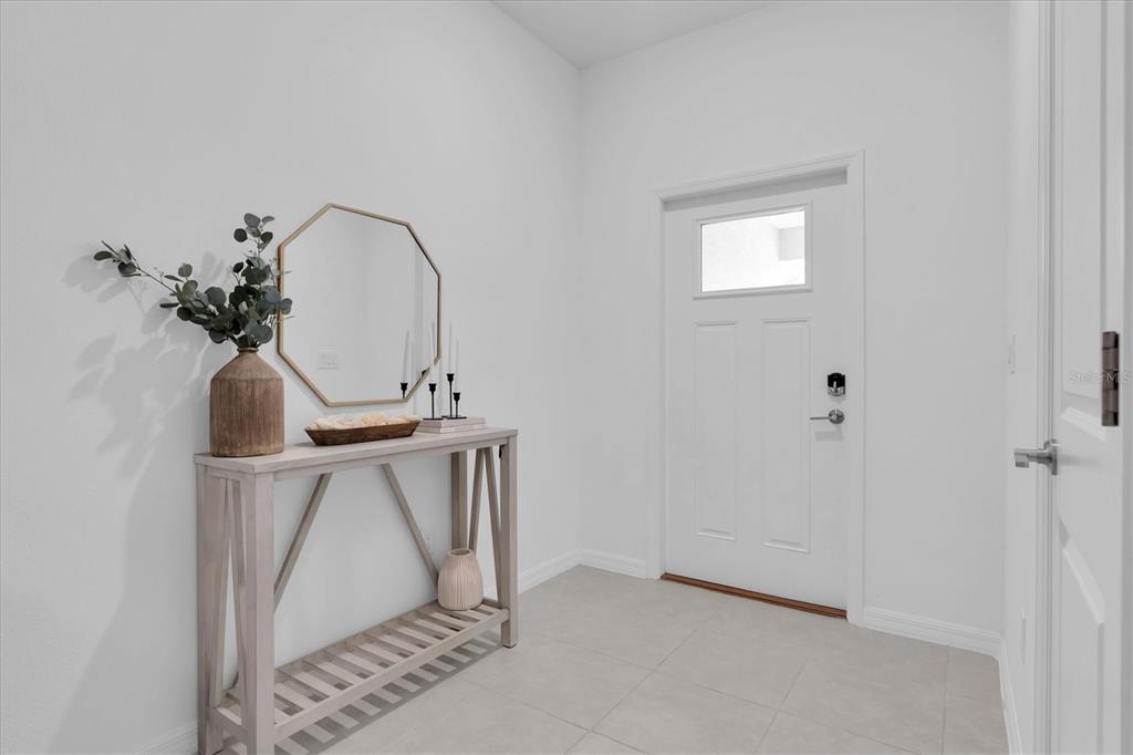 8211 Crescent Oaks Drive New Port Richey, FL 34655 - Photo 6 of 28